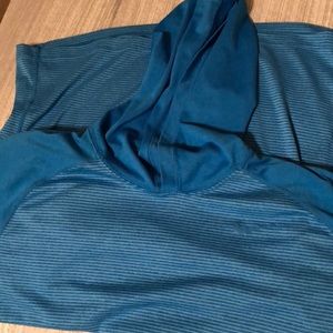 Nike pull over hoodie